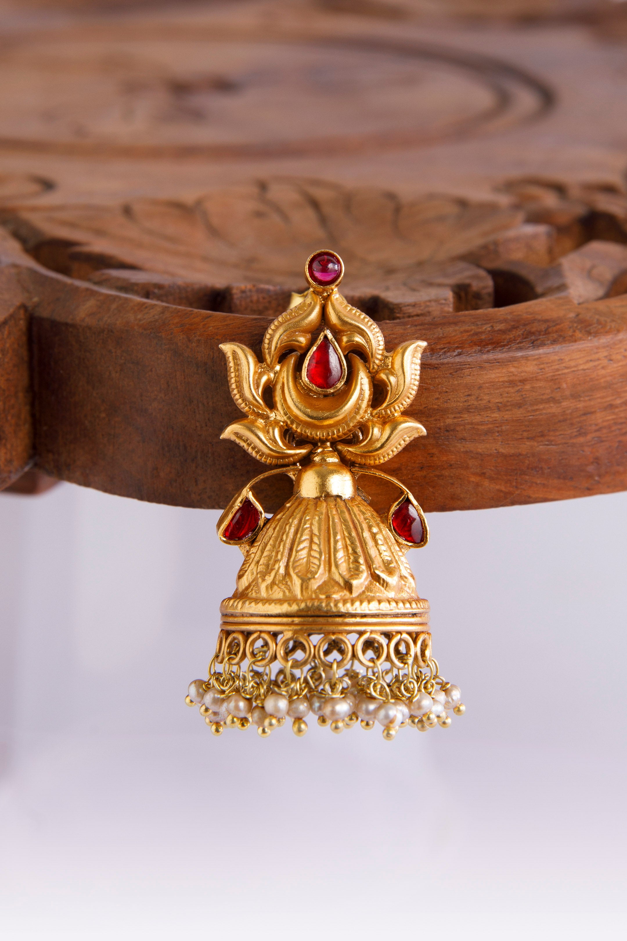 manushi-heritage-kundan-jhumkas