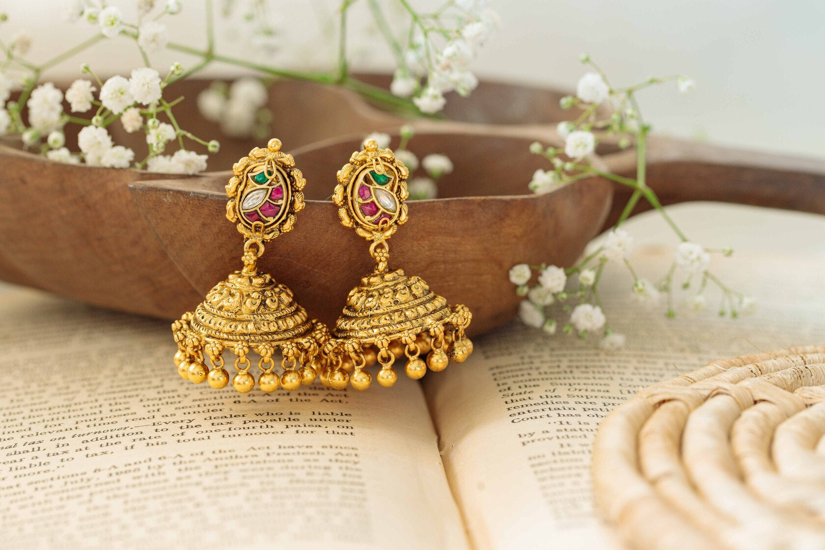 artistic-kundan-jhumkas-1